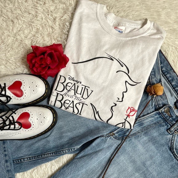 Vintage Hanes Disney beauty and the beast graphic tee - Picture 7 of 17